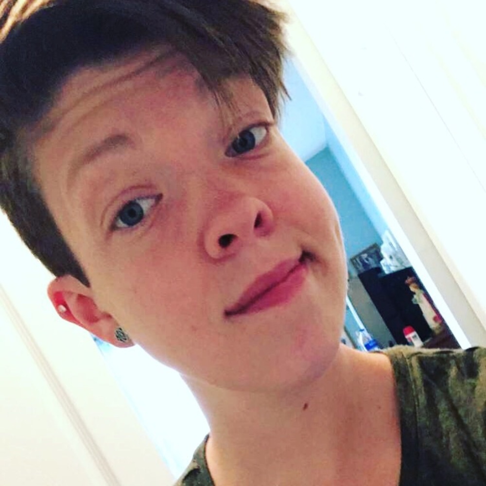 Meet your Posher, Caitlyn